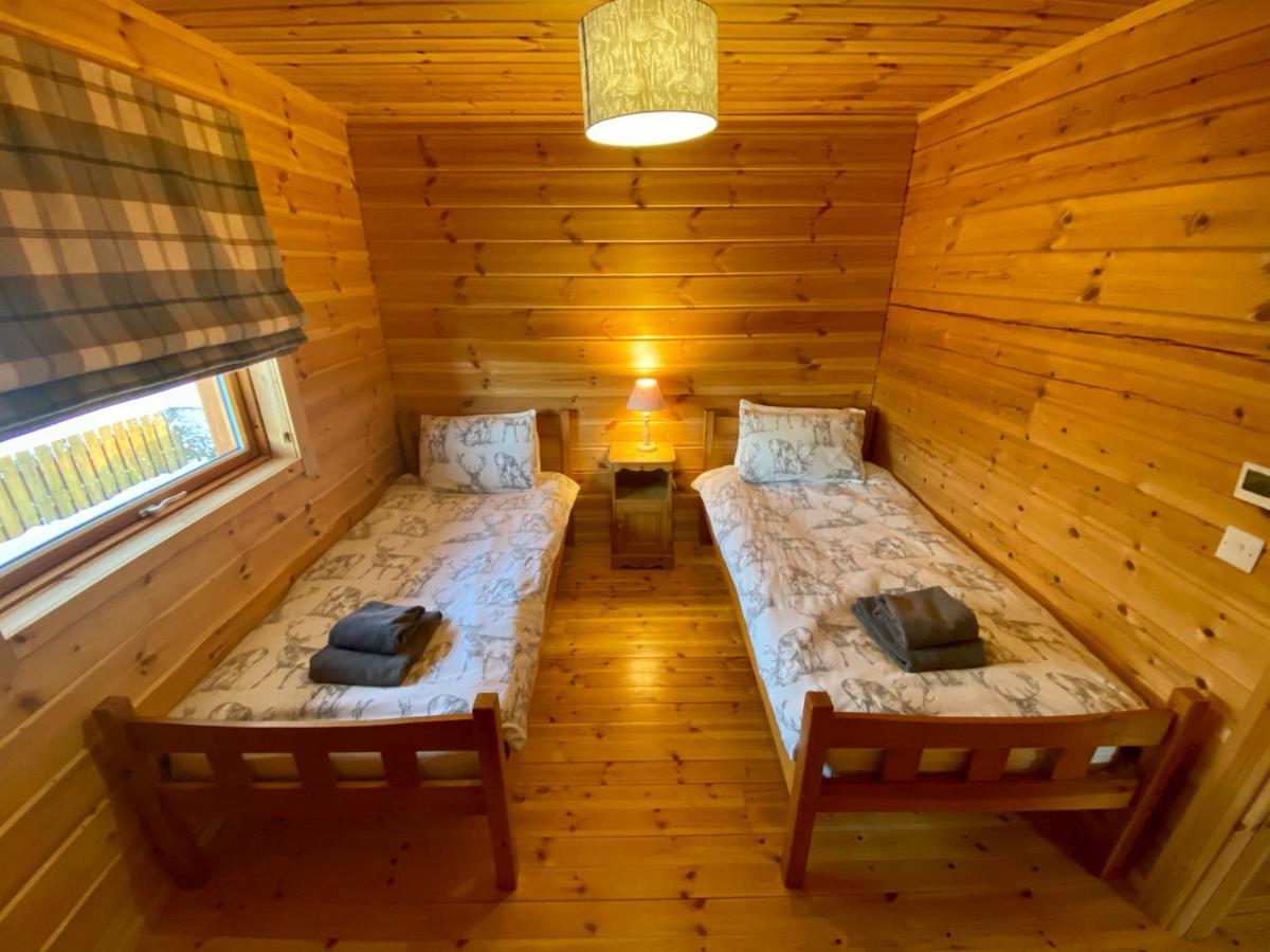 Pine Lodge Gorebridge Bagian luar foto