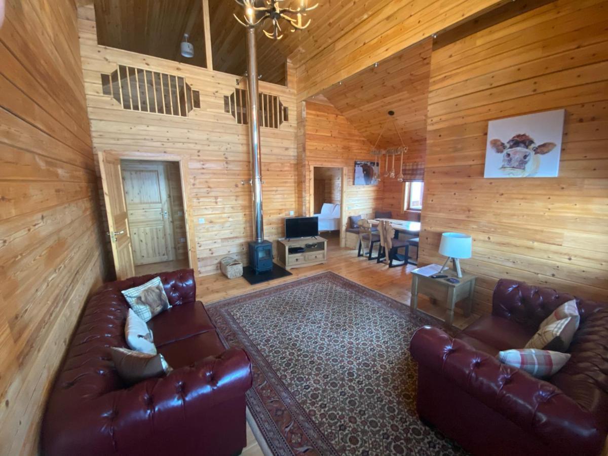Pine Lodge Gorebridge Bagian luar foto